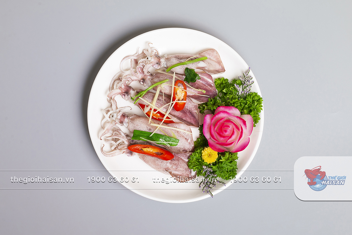 Family-feast-of-abundant-seafood-Seafood-World-at-Vu-Trong-Khanh-(Ha-Dong)-branch-offers-great-deals6