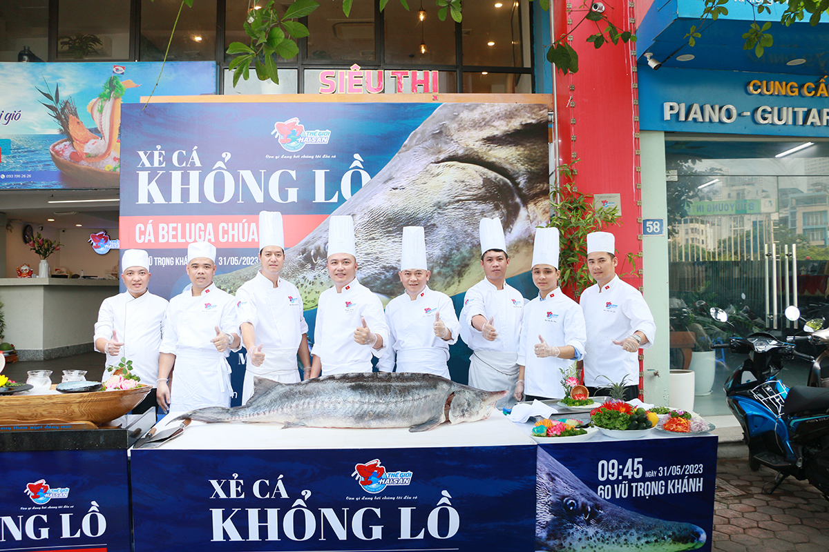 Chef Pham Ba Ha and his teammates are ready to conquer King Beluga